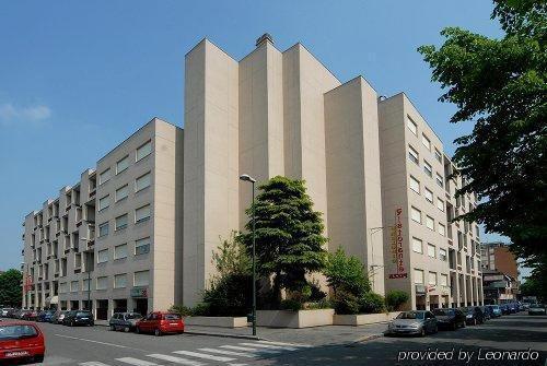Residence Hotel Torino Uno Екстер'єр фото