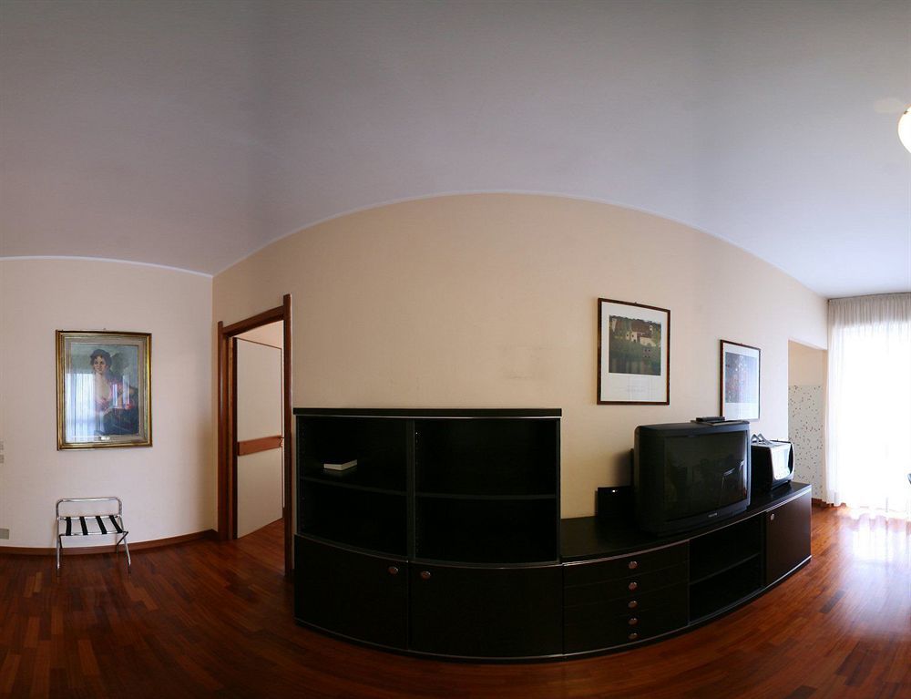 Residence Hotel Torino Uno Екстер'єр фото