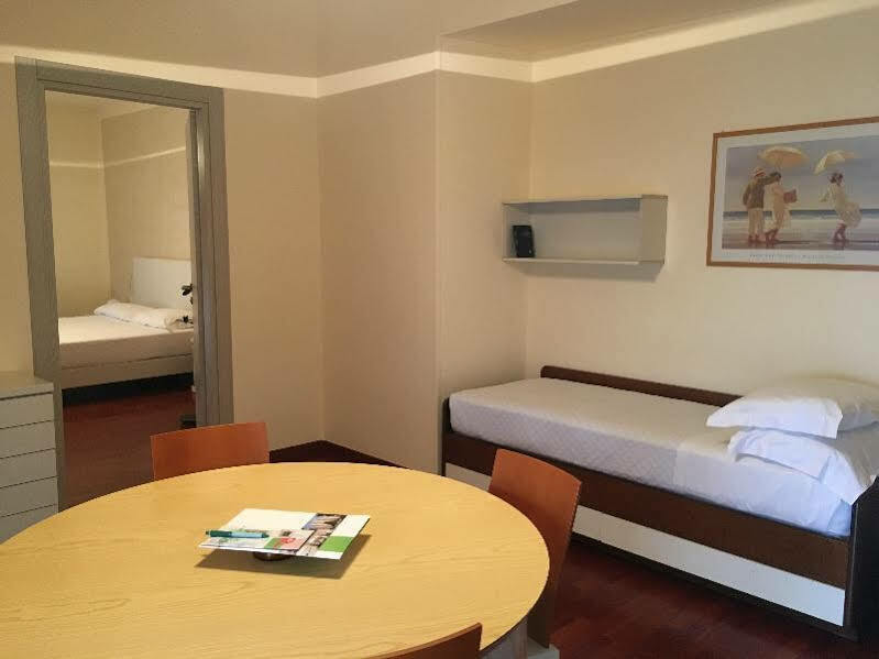 Residence Hotel Torino Uno Екстер'єр фото